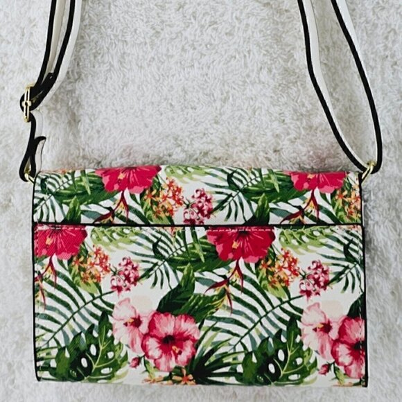 Franco Sarto Floral Crosshatch Texture Faux Leather Mini Crossbody Organizer - Picture 13 of 16